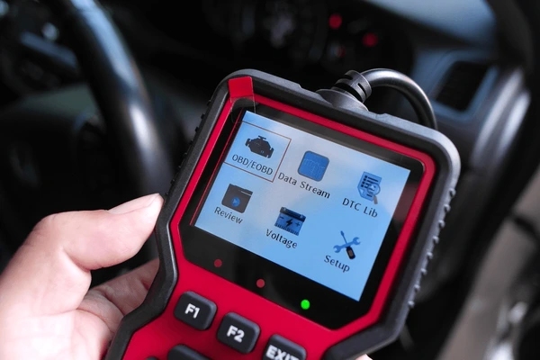 Professional Engine Diagnostic Tool